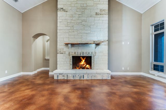 419 Rodalyn Drive, Boerne, TX 78006