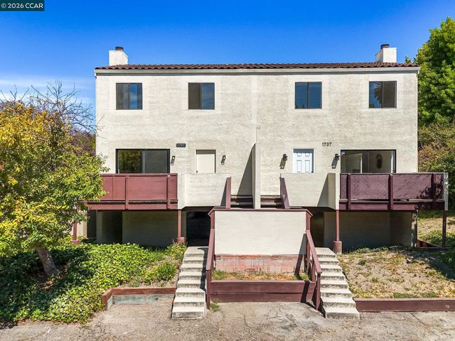 1705 Dalessi Dr, Pinole, CA 94564