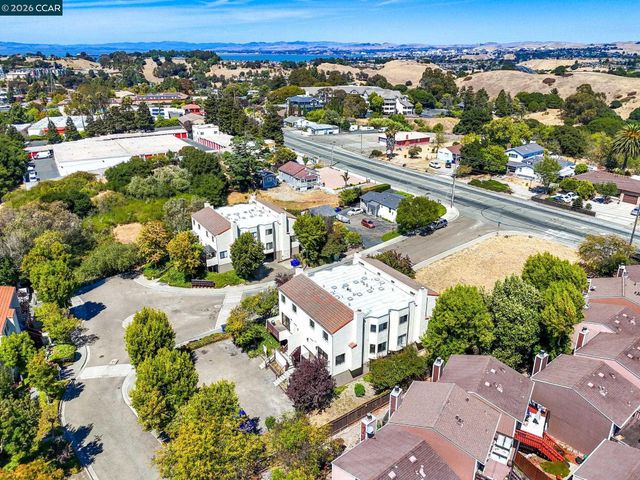 1705 Dalessi Dr, Pinole, CA 94564