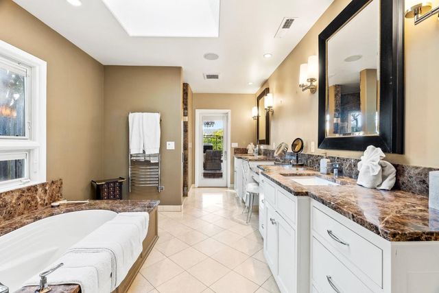 16 Hollins Drive, Santa Cruz, CA 95060