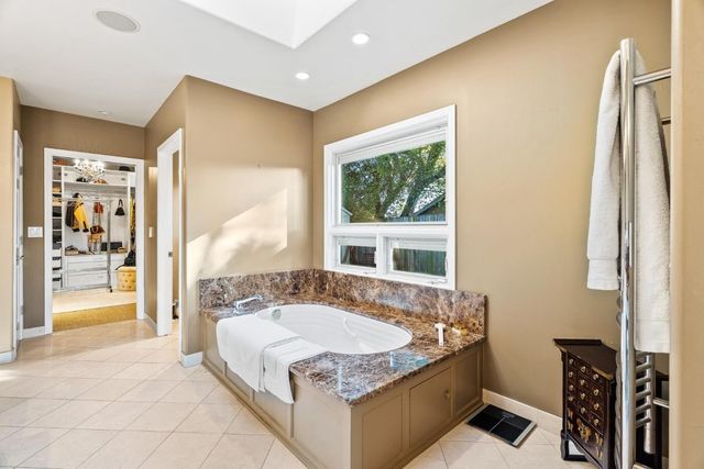 16 Hollins Drive, Santa Cruz, CA 95060