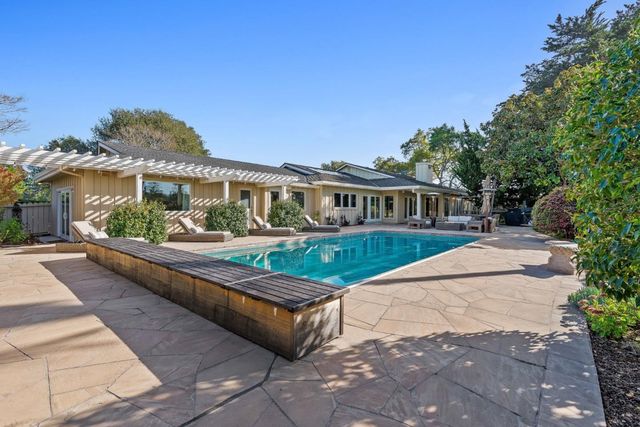 16 Hollins Drive, Santa Cruz, CA 95060