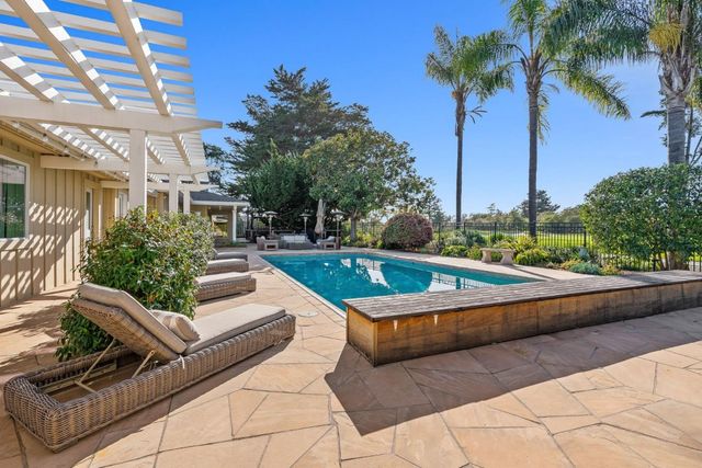 16 Hollins Drive, Santa Cruz, CA 95060