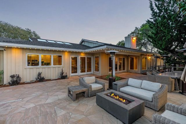 16 Hollins Drive, Santa Cruz, CA 95060