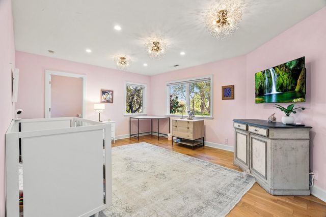 16 Hollins Drive, Santa Cruz, CA 95060