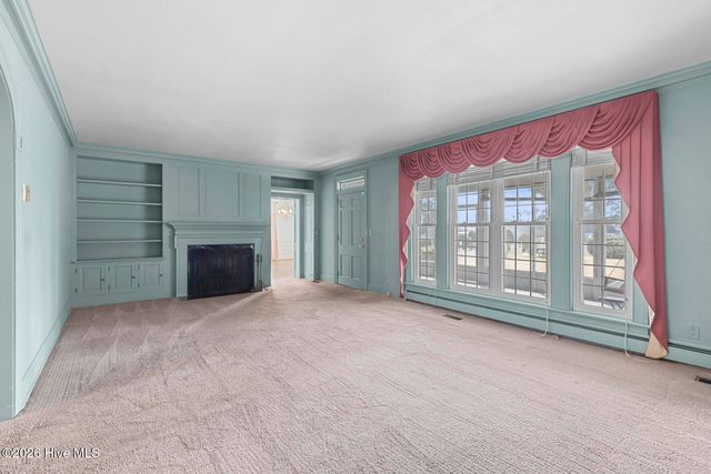 201 E Hargett Street, Richlands, NC 28574