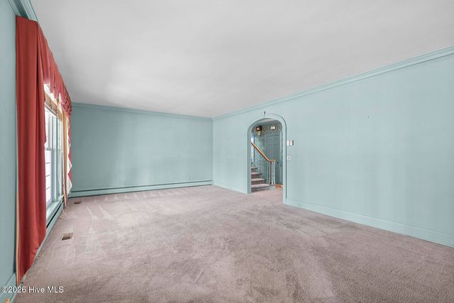 201 E Hargett Street, Richlands, NC 28574