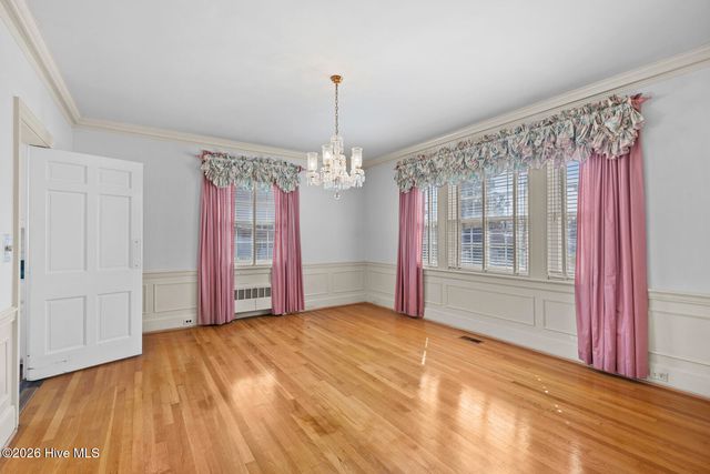 201 E Hargett Street, Richlands, NC 28574