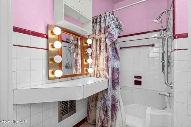 201 E Hargett Street, Richlands, NC 28574