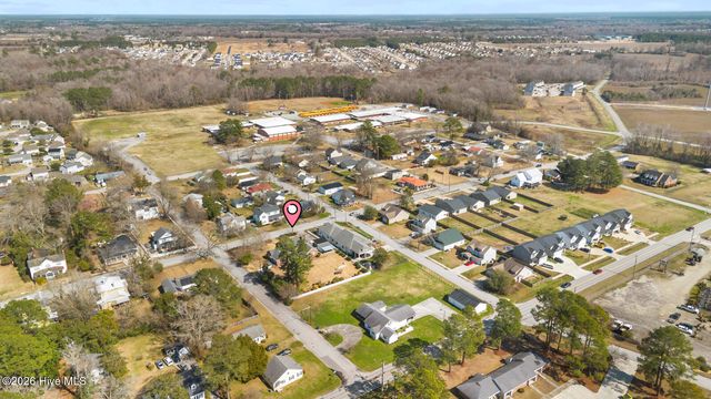 201 E Hargett Street, Richlands, NC 28574