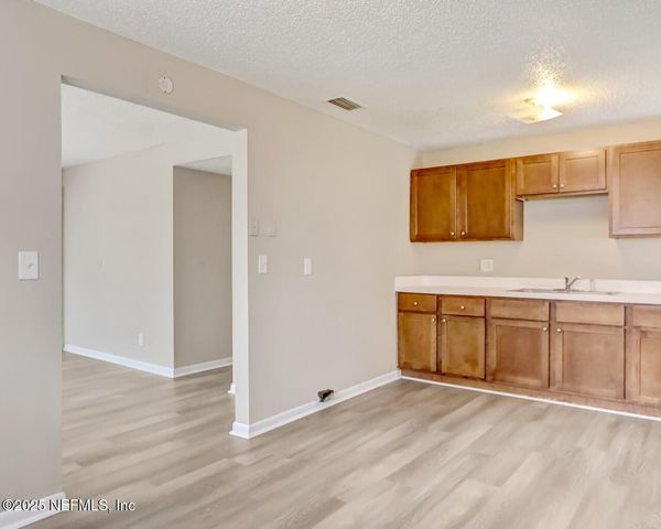 2173 W 14TH Street, Jacksonville, FL 32209