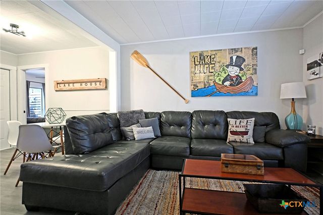 553 Scenic Drive ., Canyon Lake, TX 78133