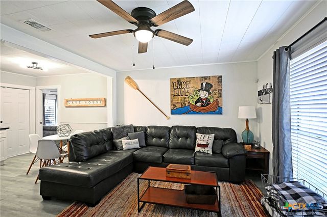 553 Scenic Drive ., Canyon Lake, TX 78133