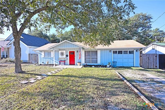 553 Scenic Drive ., Canyon Lake, TX 78133