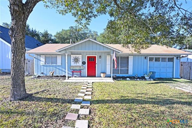 553 Scenic Drive ., Canyon Lake, TX 78133