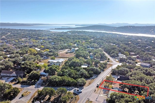 553 Scenic Drive ., Canyon Lake, TX 78133