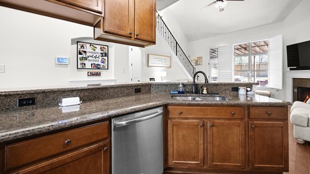 1836 SPEYBURN CV, Cordova, TN 38016