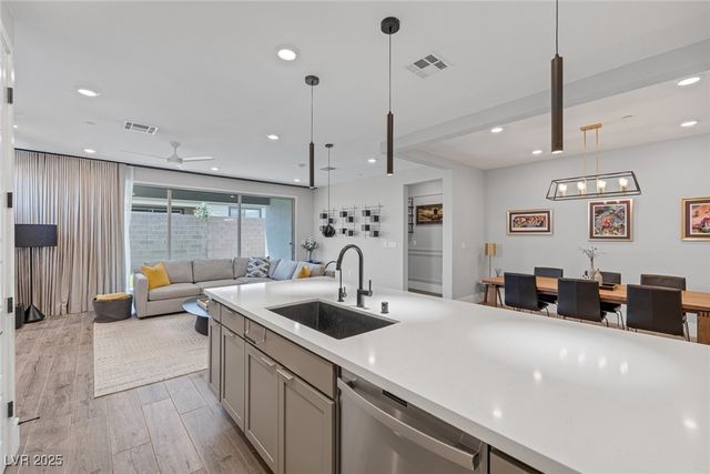 9617 Sard Lane, Las Vegas, NV 89143