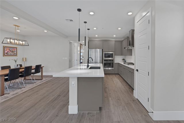 9617 Sard Lane, Las Vegas, NV 89143