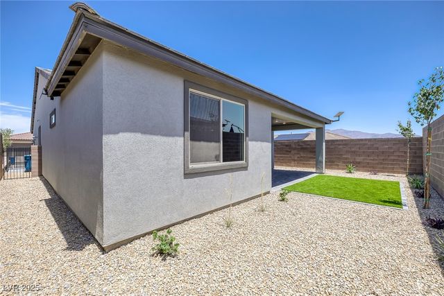 9617 Sard Lane, Las Vegas, NV 89143