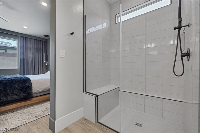 9617 Sard Lane, Las Vegas, NV 89143