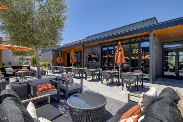 9617 Sard Lane, Las Vegas, NV 89143