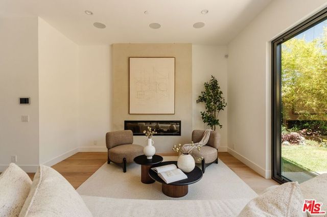 12906 Rubens Avenue, Los Angeles, CA 90066