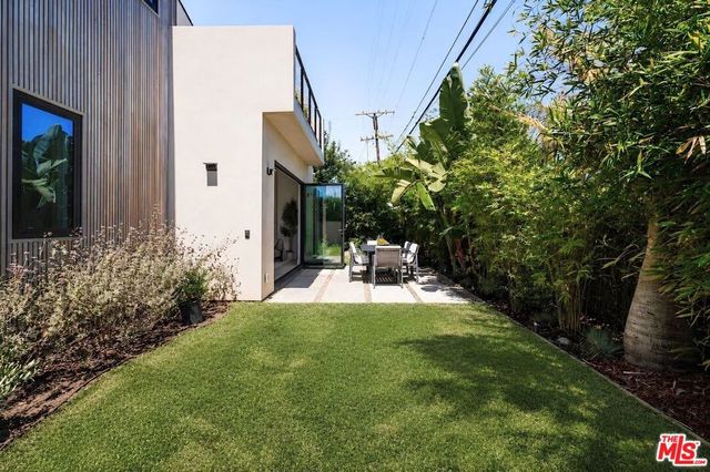 12906 Rubens Avenue, Los Angeles, CA 90066
