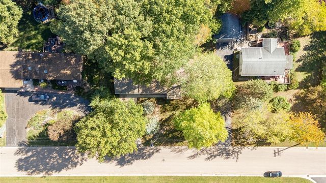 608 Kentucky Avenue, South Haven, MI 49090