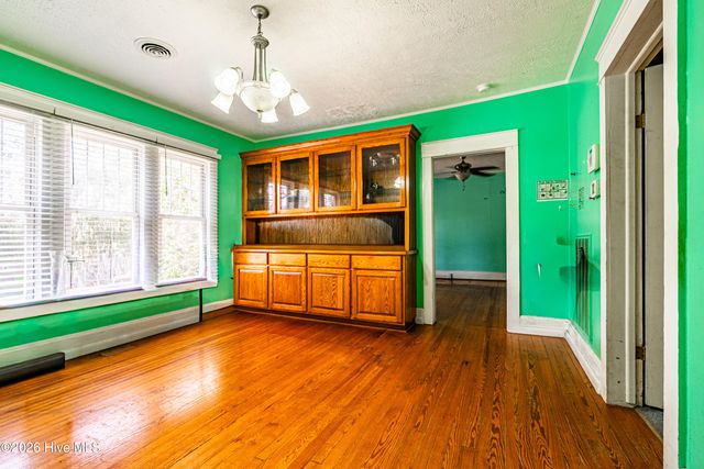 402 E 2nd Avenue, Chadbourn, NC 28431