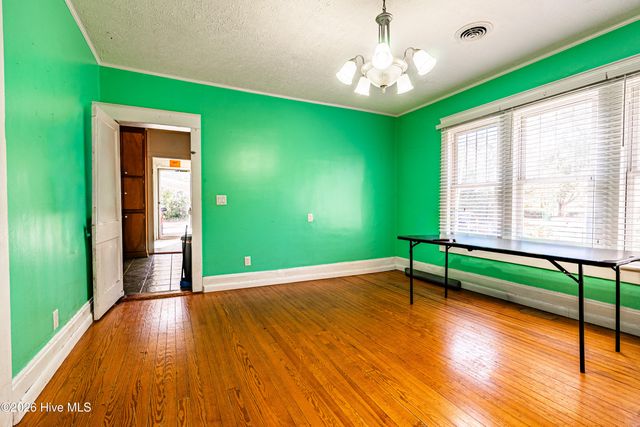 402 E 2nd Avenue, Chadbourn, NC 28431