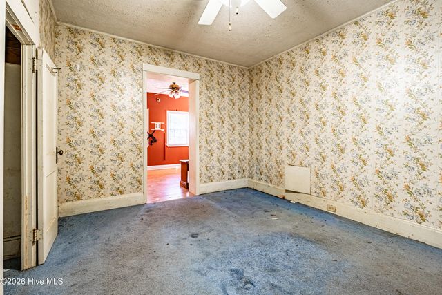 402 E 2nd Avenue, Chadbourn, NC 28431