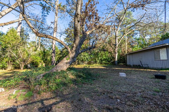 402 E 2nd Avenue, Chadbourn, NC 28431