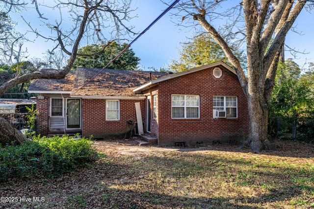 402 E 2nd Avenue, Chadbourn, NC 28431