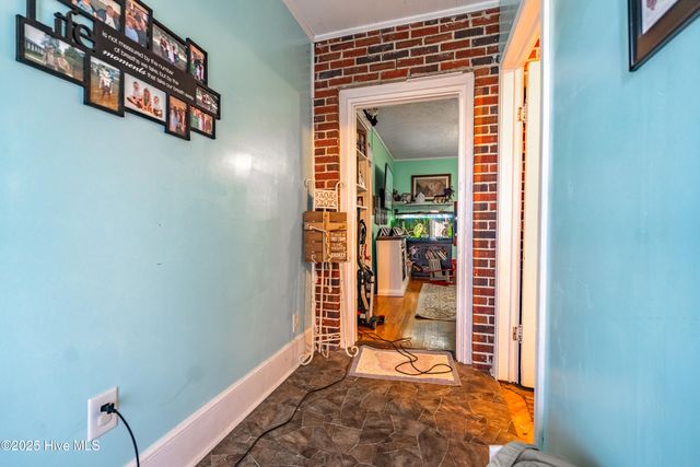 402 E 2nd Avenue, Chadbourn, NC 28431