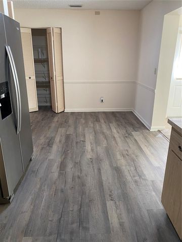 8666 SW 92ND LANE C, Ocala, FL 34481