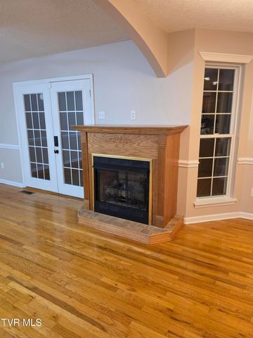 17289 Crabtree Court, Bristol, VA 24202