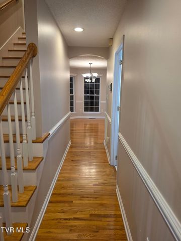 17289 Crabtree Court, Bristol, VA 24202