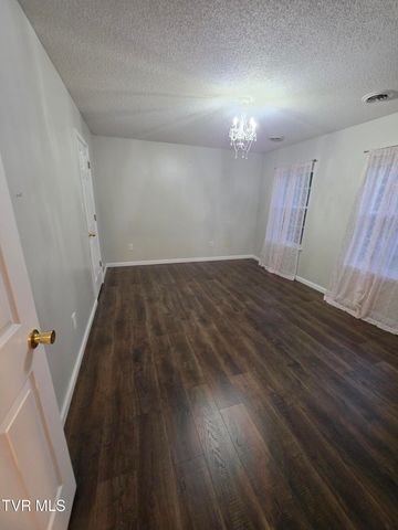17289 Crabtree Court, Bristol, VA 24202