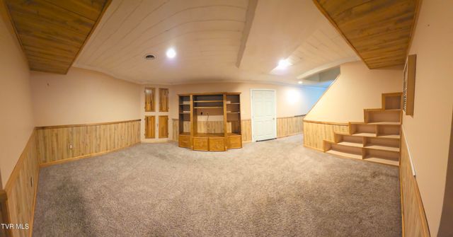 17289 Crabtree Court, Bristol, VA 24202