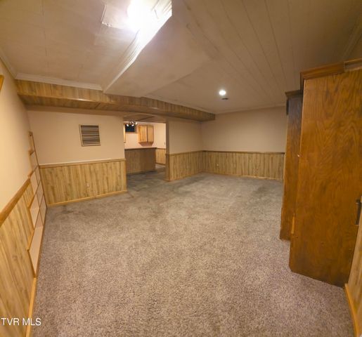 17289 Crabtree Court, Bristol, VA 24202