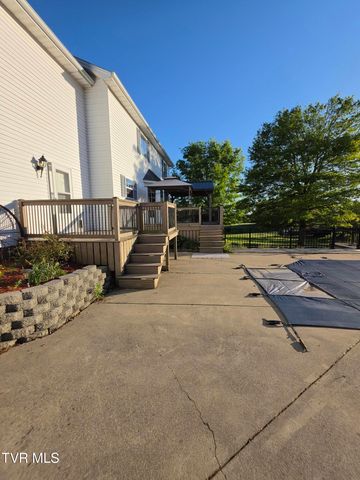 17289 Crabtree Court, Bristol, VA 24202