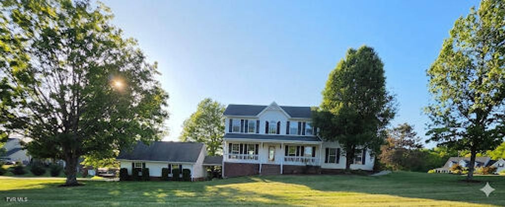 17289 Crabtree Court, Bristol, VA 24202