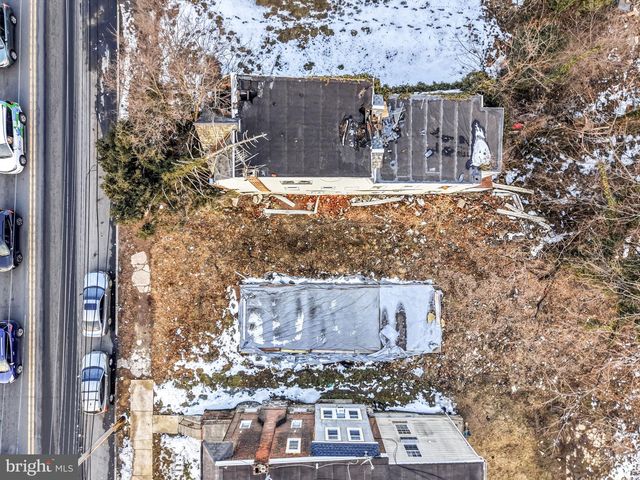 239 W 9TH ST, Chester, PA 19013