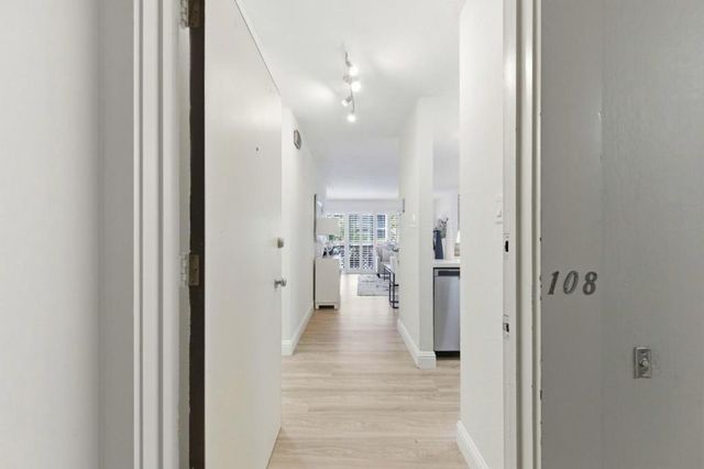 707 Fathom Drive 108, San Mateo, CA 94404