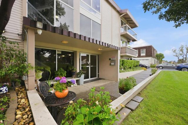 707 Fathom Drive 108, San Mateo, CA 94404