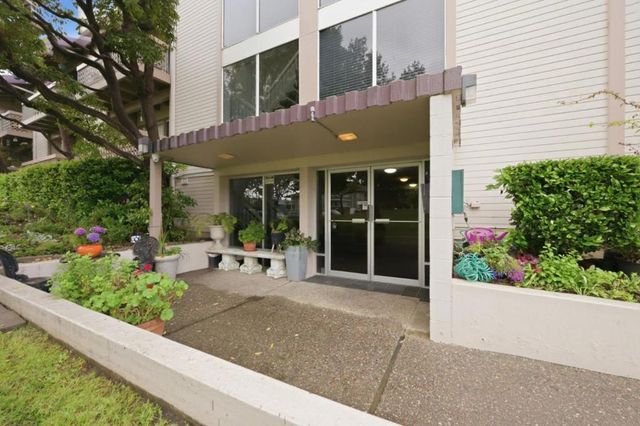 707 Fathom Drive 108, San Mateo, CA 94404