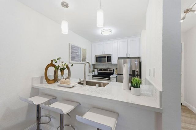 707 Fathom Drive 108, San Mateo, CA 94404