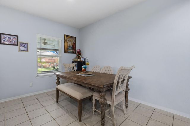 8831 W Crescent Lake Circle, Baytown, TX 77521