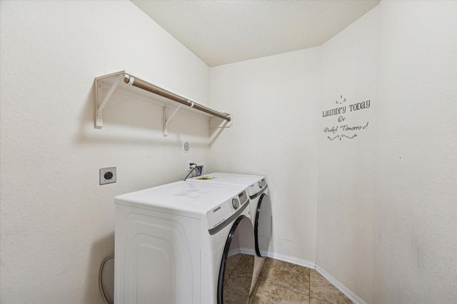 15326 Knotty Chestnut Street, Cypress, TX 77429